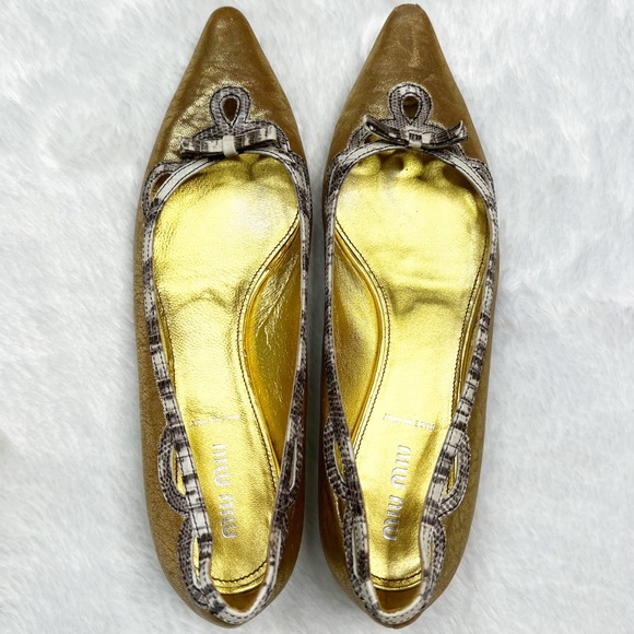 Miu Miu Gold Metallic Leather Pointed Toe Ballet Flats Snake Print Trim 38.5 - Picture 6 of 15